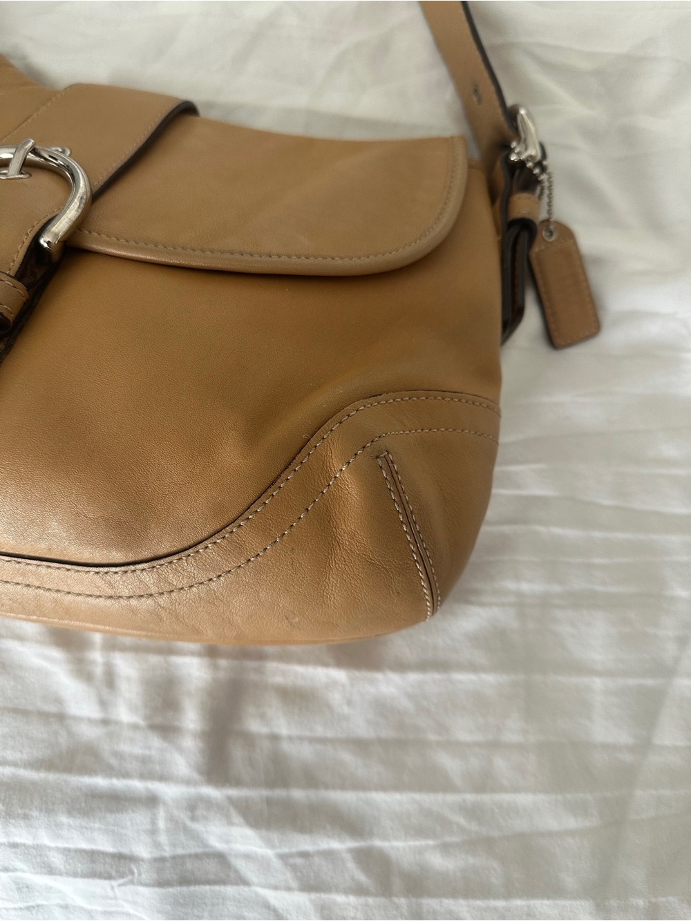 Vintage Y2K Coach Cowhide Leather Tan Soho Flap Shoulder Bag - Picture 5 of 15